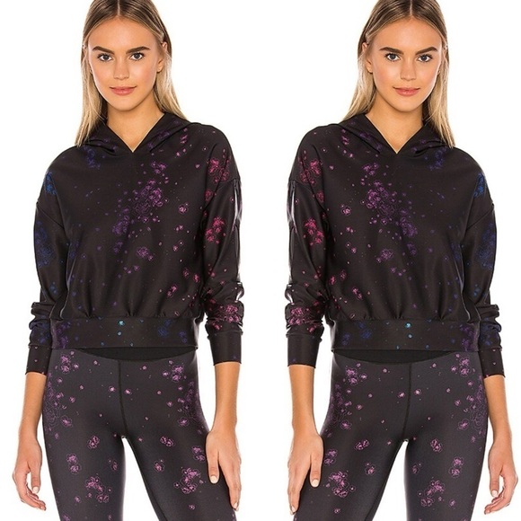 Ultracor Serendipity Pink Patent Cropped Hoodie and Sprinter High Leggin… - Picture 5 of 15